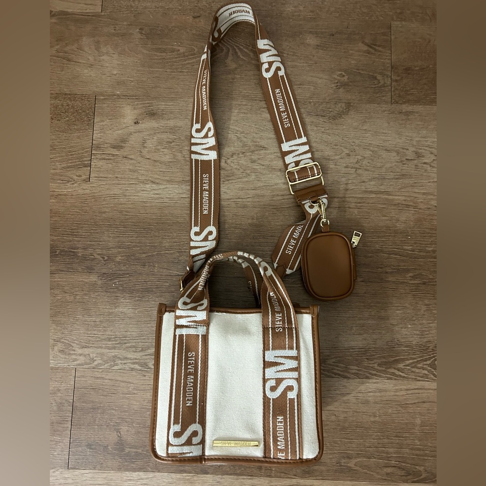Steve madden crossbody bag